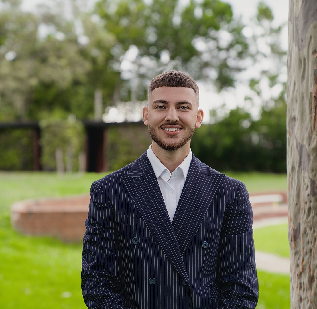 Ali Makhlouf, Sales Associate at 